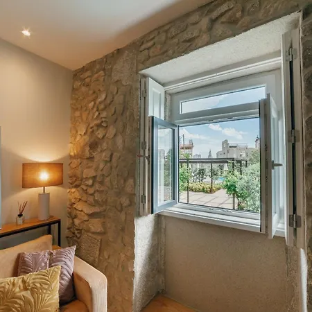 公寓 Pool By Vacationy