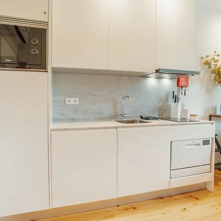 Pool By Vacationy * 波尔图