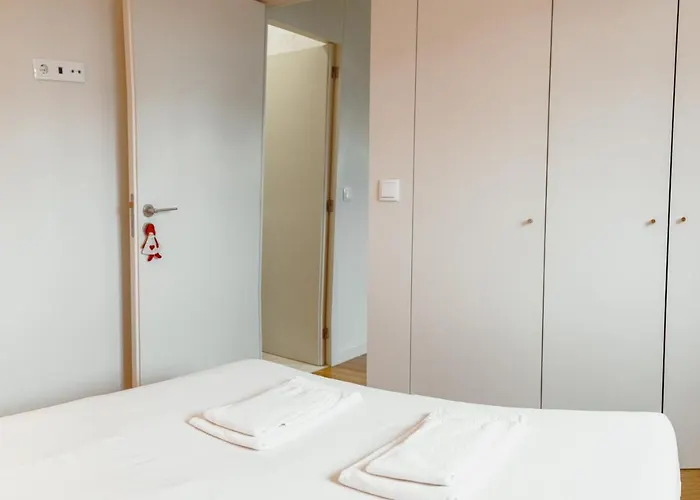 Pool By Vacationy شقة *